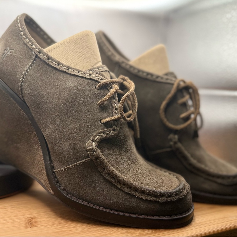 Frye Caroline Lace Low Suede Wedge Shoes soft brown Women’s 8.5 - Picture 3 of 8